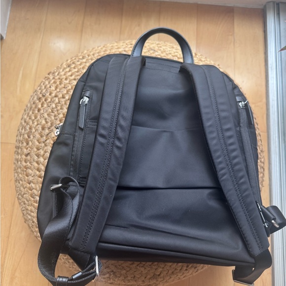classic roomy women's toiletry bags for travel Large Bag, Black / Slate Brand:tumi the gym The 10 Best Men's Hardware:Gold